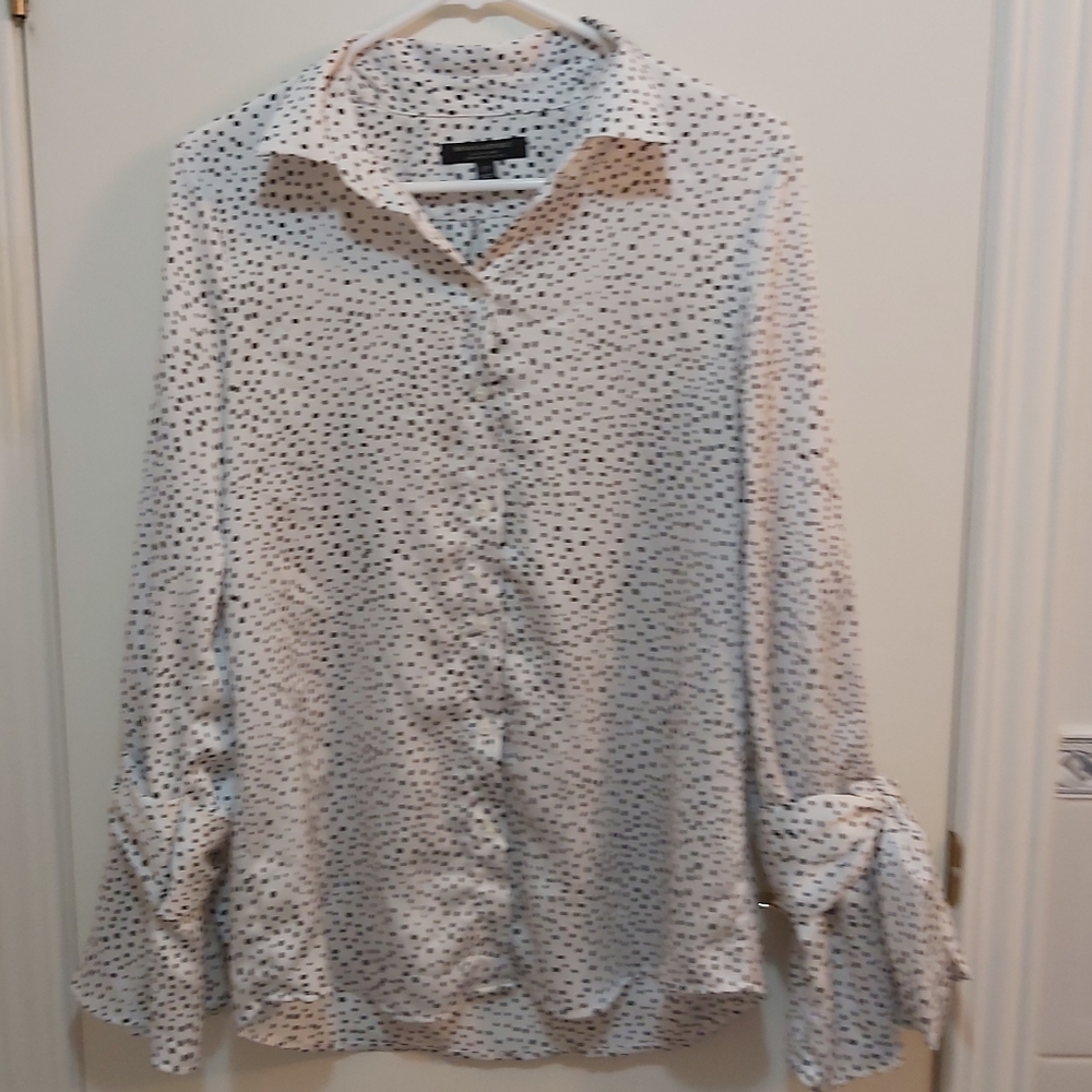Banana Republic dotted blouse, size small (S)